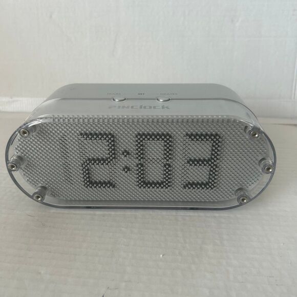 RARE Vintage PINCLOCK by DAKA Mechanical Displays Time Silver - Picture 1 of 8